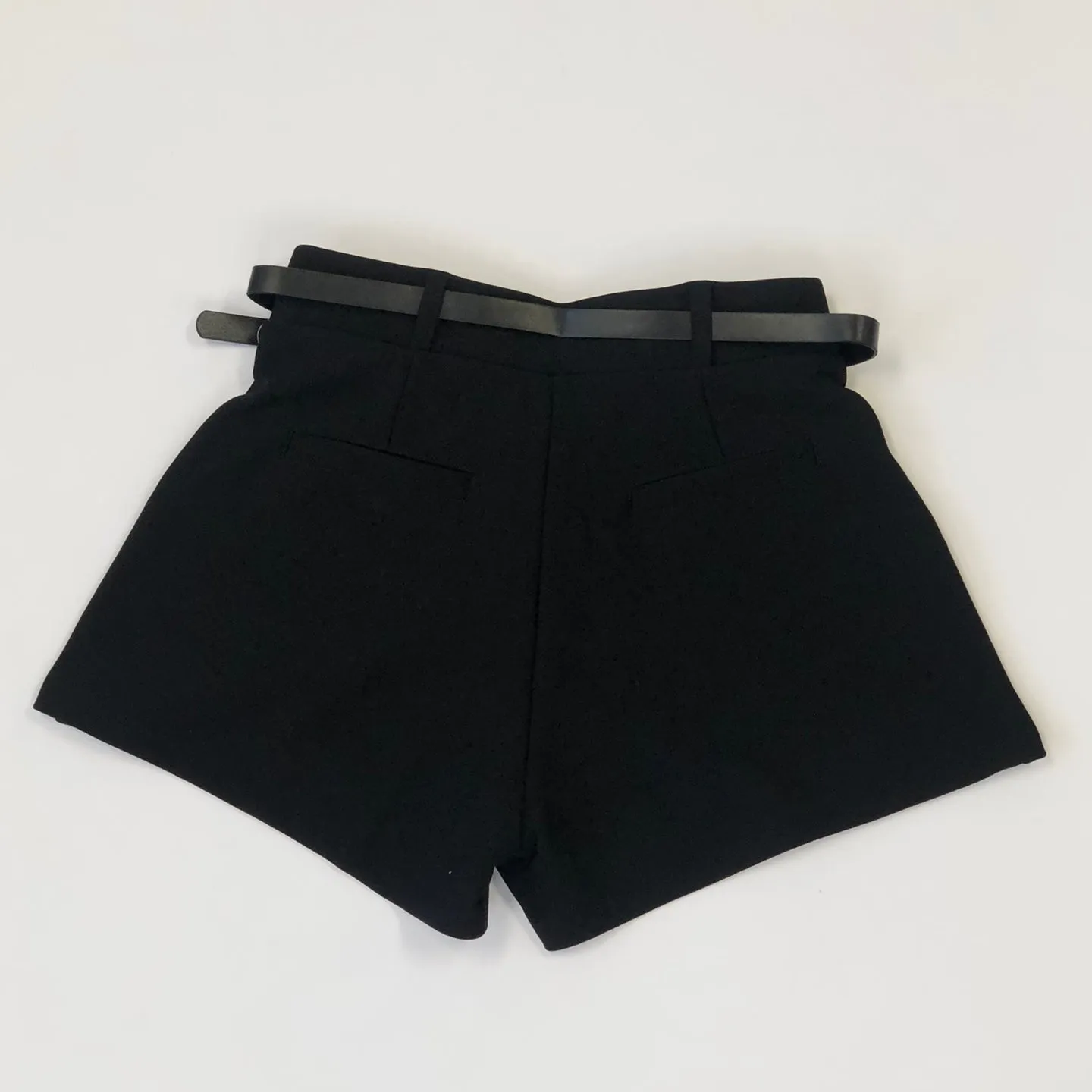 Women Belt High Rise Shorts