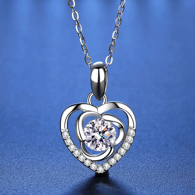 Clover Heart Moissanite Necklace