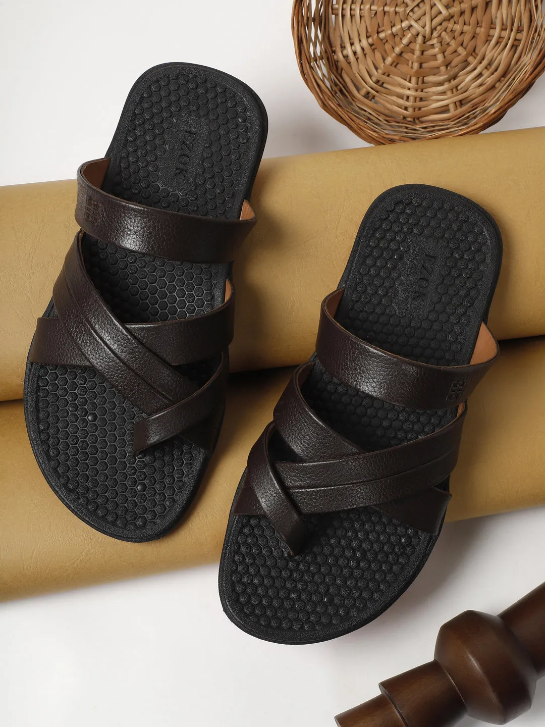 Leather sandal for men (Brown)