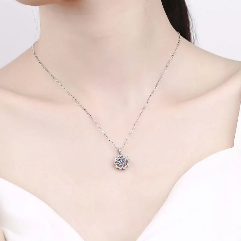 Five Petal Flower S925 Silver Moissanite Necklace