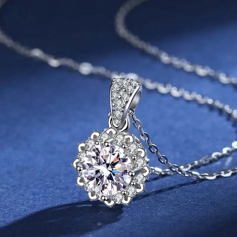 Flower with Moissanite Necklace