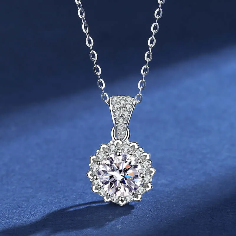 Flower with Moissanite Necklace