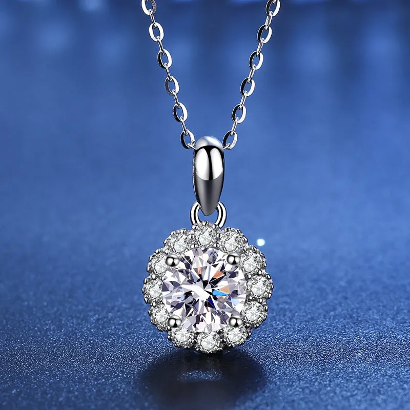 Star Ocean Flower Moissanite Necklace