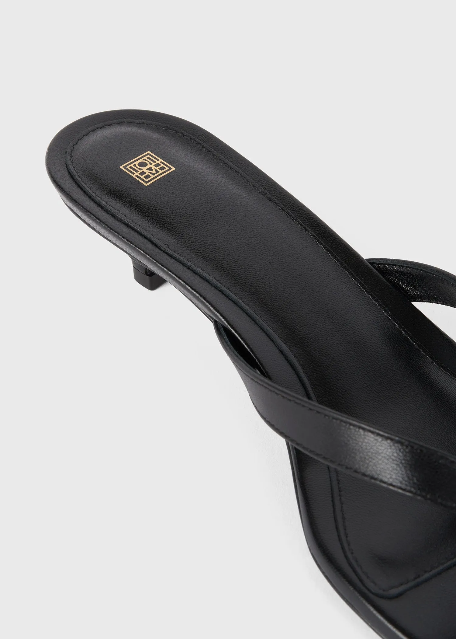 The Flip-Flop Heel black